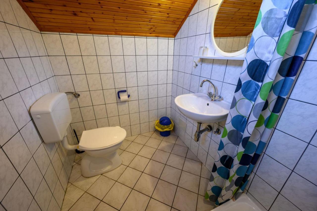 Guesthouse Mirko Hodak Selište Drežničko Buitenkant foto