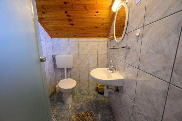 Guesthouse Mirko Hodak Selište Drežničko Buitenkant foto