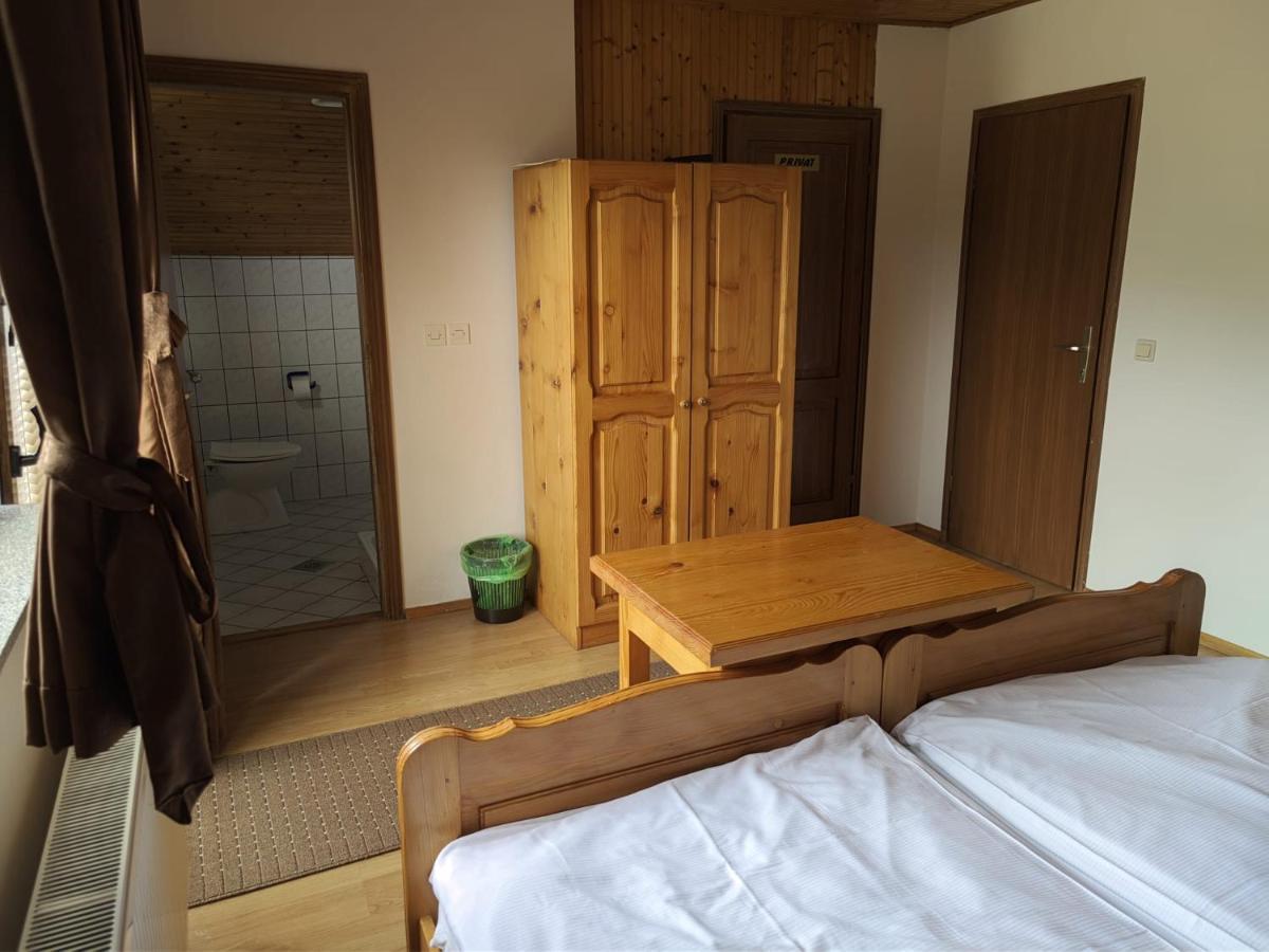 Guesthouse Mirko Hodak Selište Drežničko Buitenkant foto