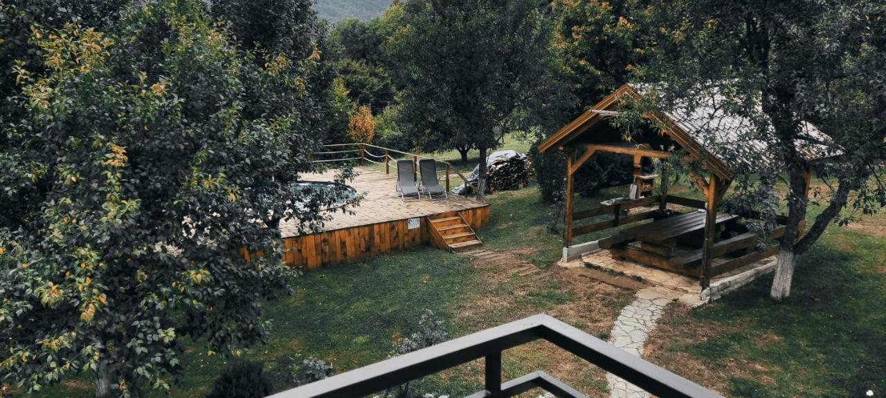 Guesthouse Mirko Hodak Selište Drežničko Buitenkant foto
